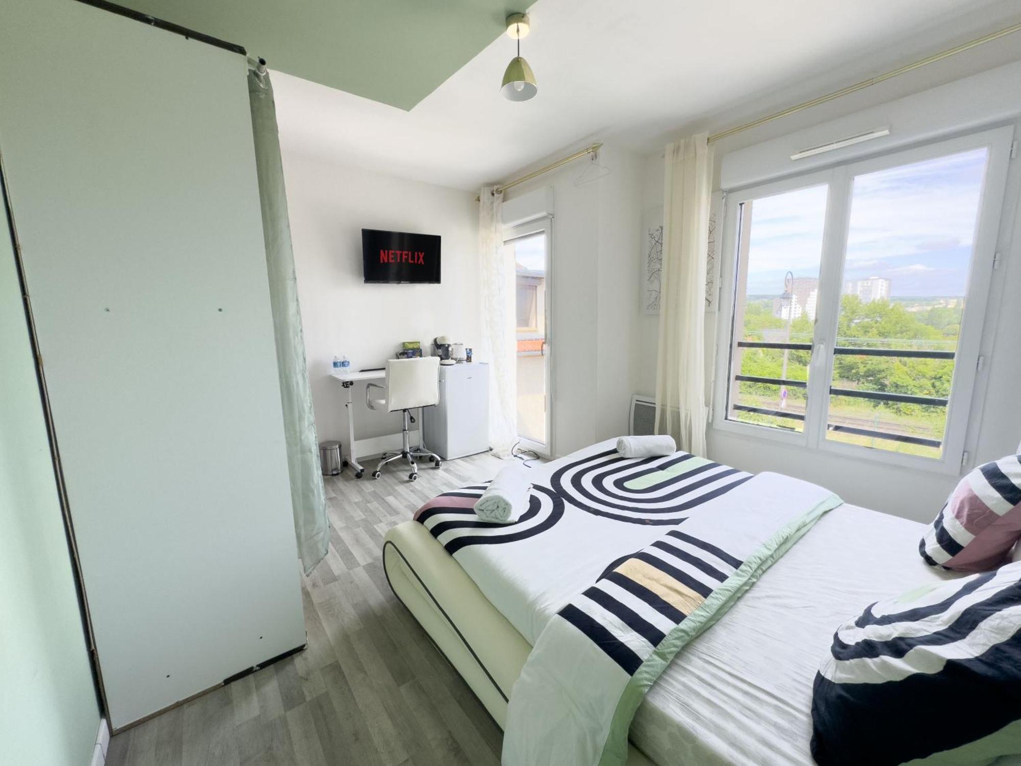 Chambre A Antony Proche De Paris Et A 10 Minutes Aeroport Orly 외부 사진